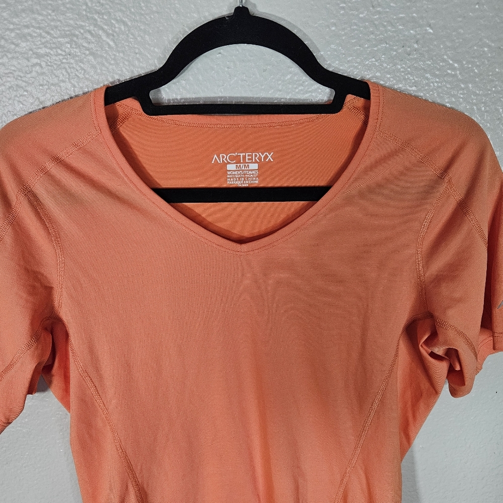 Arc'teryx Orange Motus Crew Short Sleeve Size M - Picture 2 of 11
